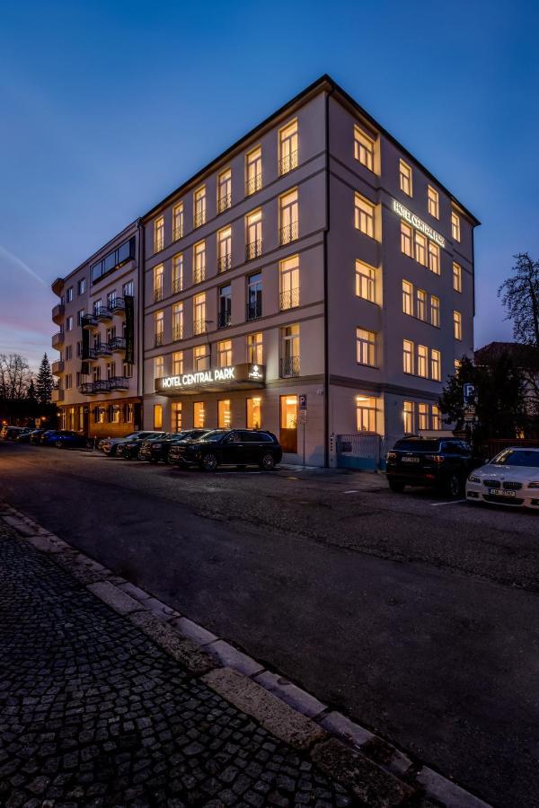 Hotel Central Park Podebrady Exterior photo